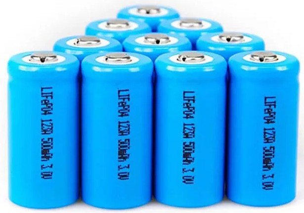 Phải làm gì nếu pin bị rò rỉ?