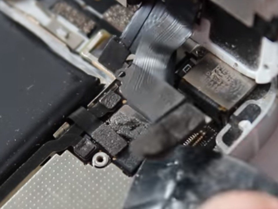 ถอดสายไฟออก