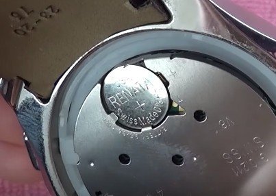 ใส่แบตเตอรี่