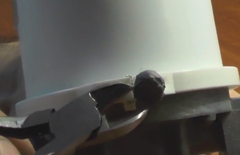 การถอดวัสดุอุดฟันที่ Grand 4