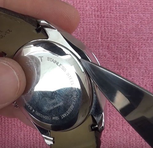 ใช้มีดเอาออก