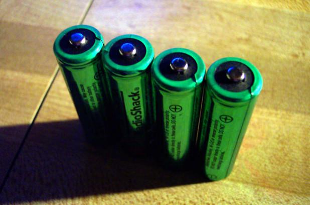 Hoe maak je zelf een batterij? Hoe maak je een batterij?