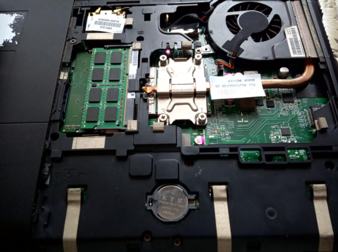 แบตเตอรี่ใน BIOS ของแล็ปท็อป